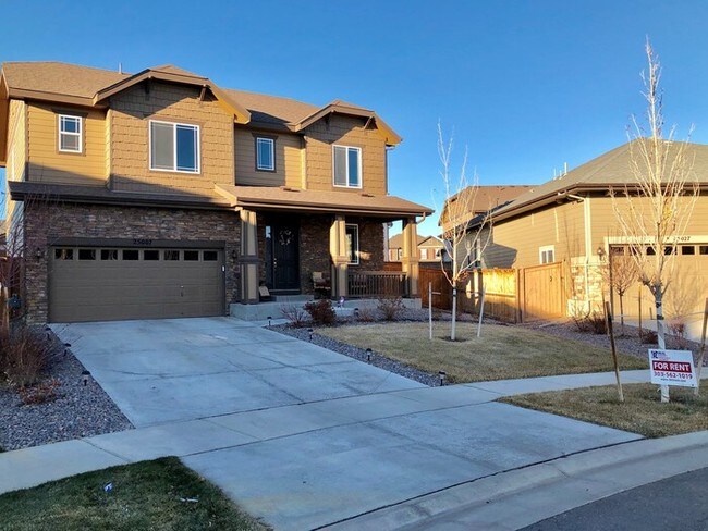 Building Photo - Stunning Home in Aurora