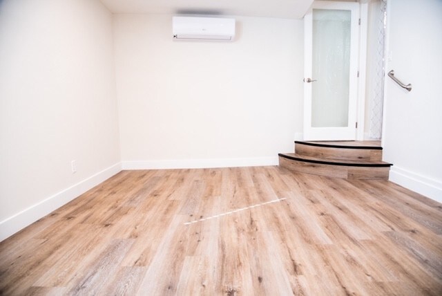 Foto del edificio - 8997 Keith Ave