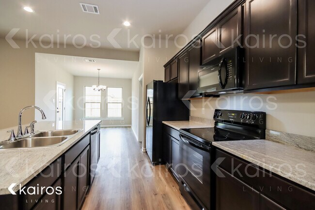 Building Photo - 125 Haygood Pt.