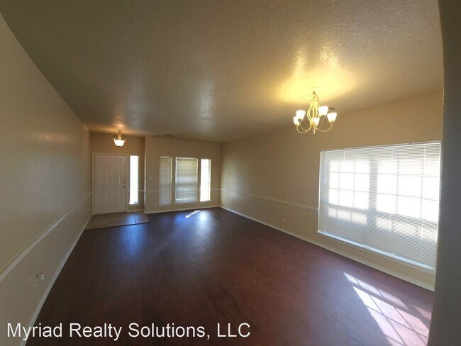 Foto del edificio - 4 br, 3.5 bath House - 21215 Encino Ash