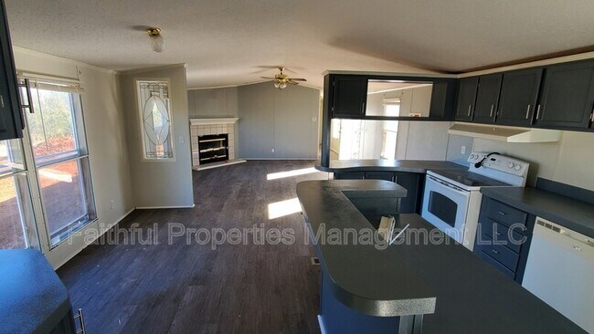 Foto del edificio - 6397 County Rd 210