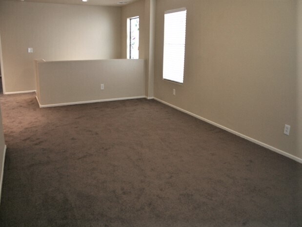 Foto del edificio - 11669 Elianto St