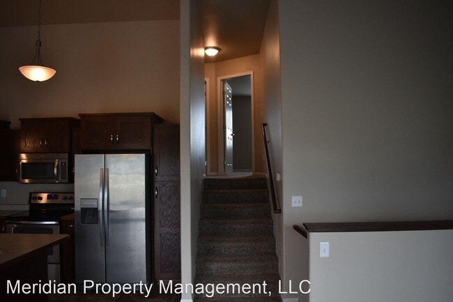 Building Photo - 3 br, 3 bath House - 1341 12th St W