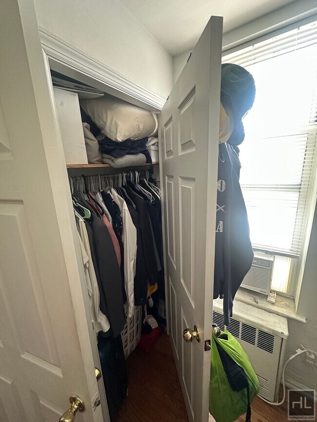 Foto del edificio - 35 STREET