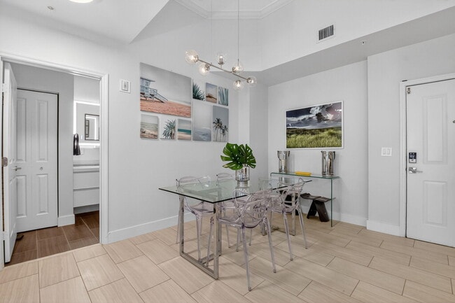 Foto del edificio - 600 S Dixie Hwy