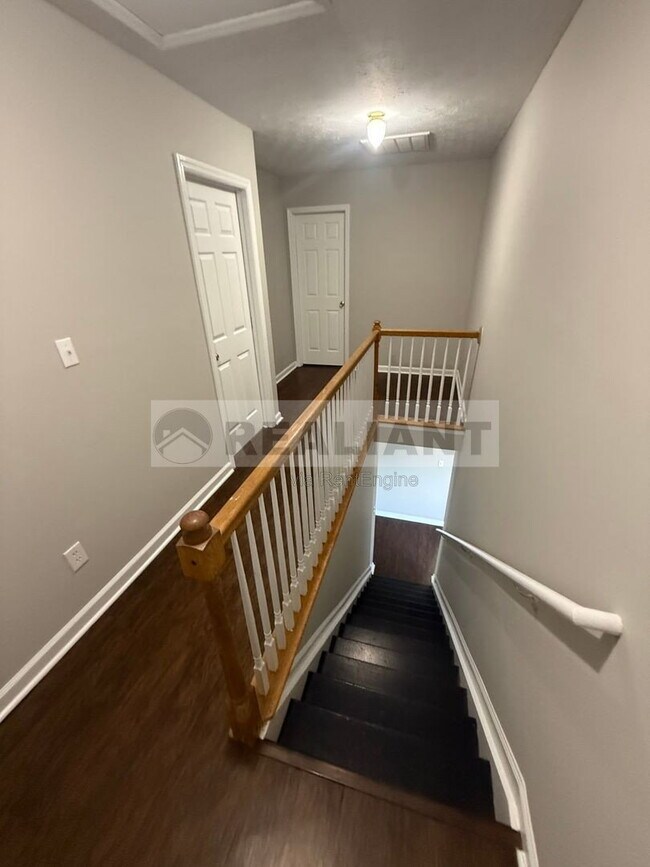 Foto del edificio - 118 Maple Leaf Ln