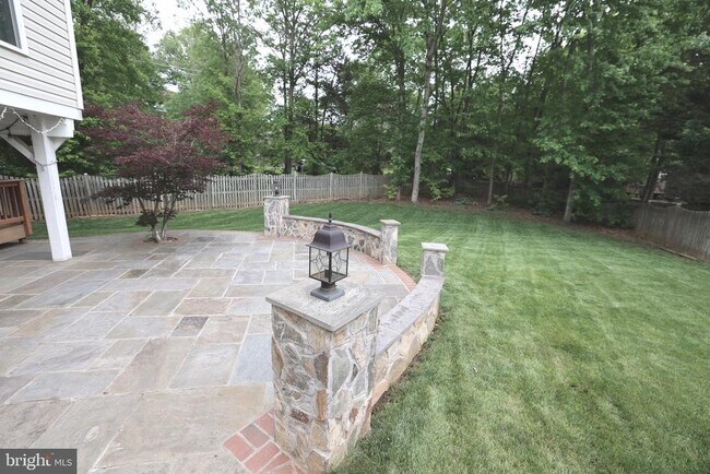 Foto del edificio - 13601 Old Chatwood Pl
