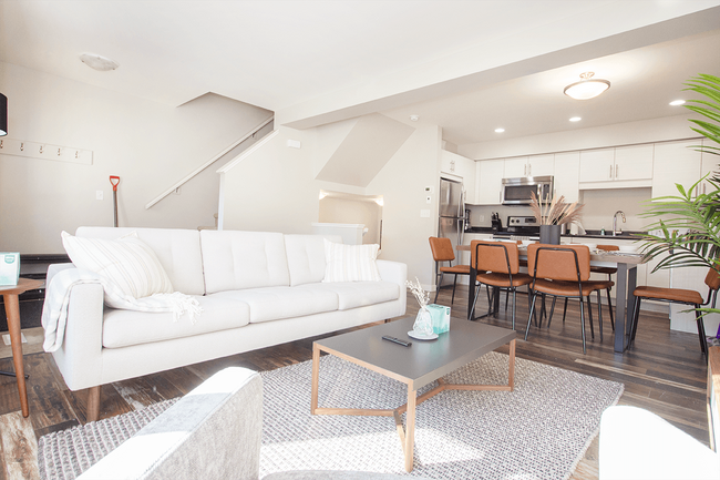 Salon - Lumen Townhomes