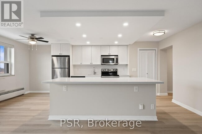 Building Photo - 2300 Marine Dr