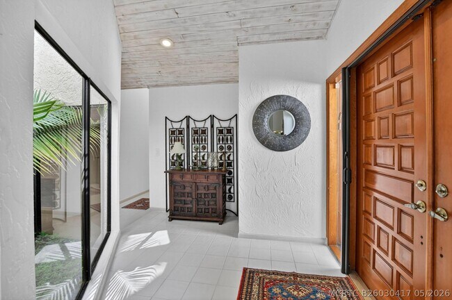 Foto del edificio - 22519 Esplanada Cir