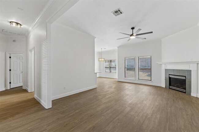 Foto del edificio - 2708 NW 168th St