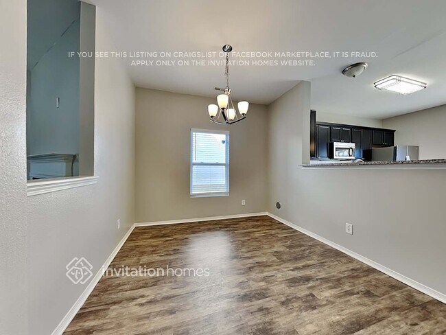 Foto del edificio - 3617 Charterhall Ln