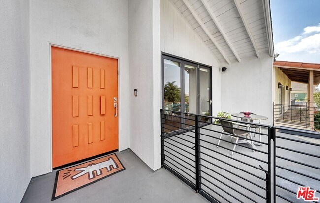 Foto del edificio - 7826 W 80th St