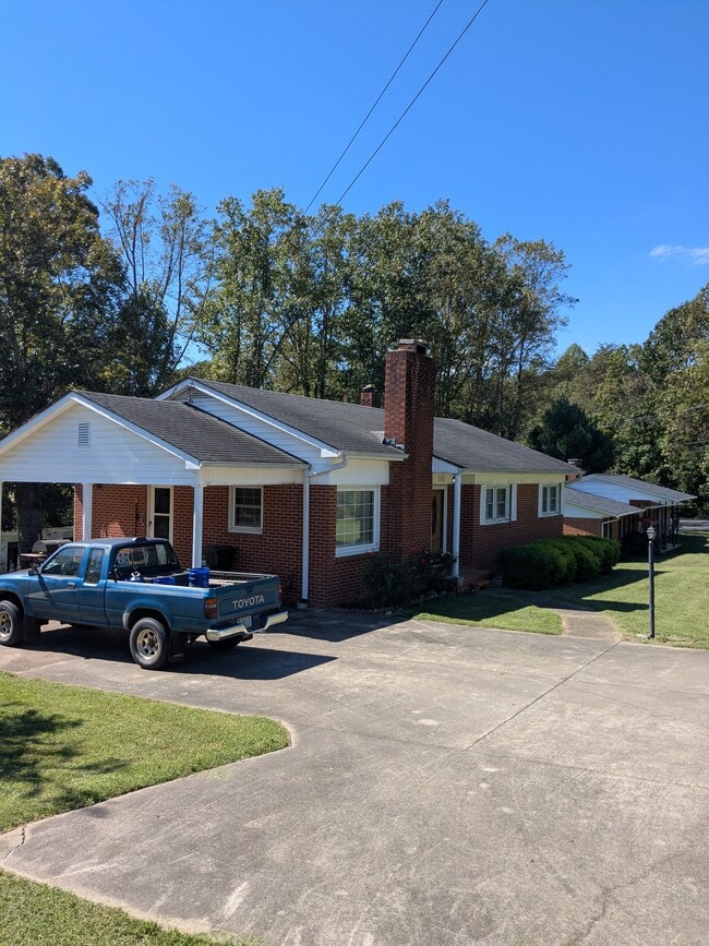 Building Photo - 3815 Powerhouse Rd