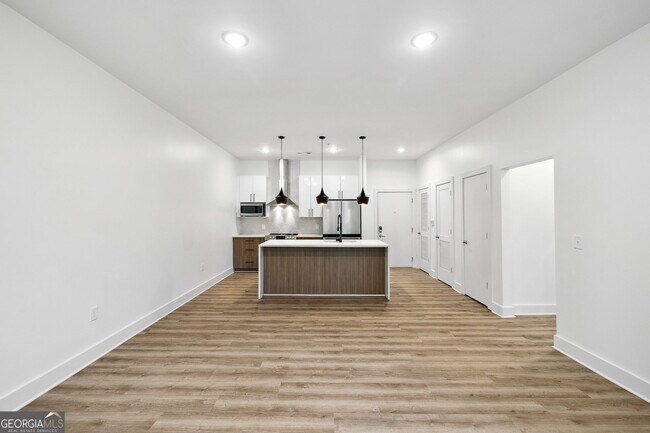 Foto del edificio - 112 Rogers St SE