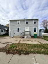 Building Photo - 116 S Baird St