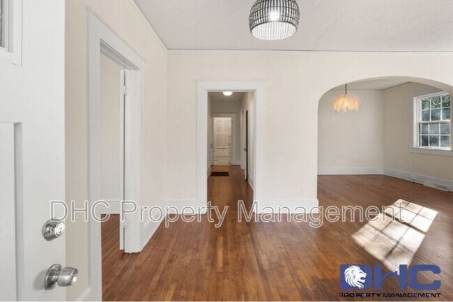 Building Photo - 258 Greenville St