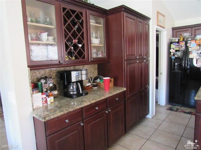 Building Photo - 4 br, 3 bath House - 78740 Sanita Dr