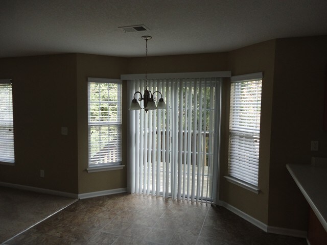 Building Photo - 211 Juniper Leaf Way