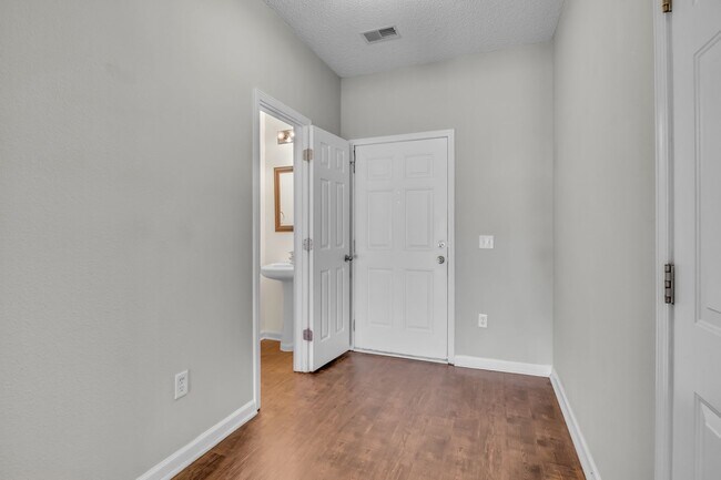 Foto del edificio - 765 Canyon Oak Loop