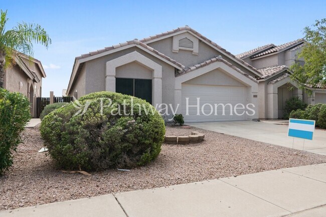 Building Photo - 15071 N 90th Dr