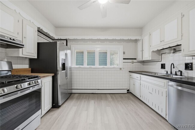 Foto del edificio - 691 Columbus Pkwy