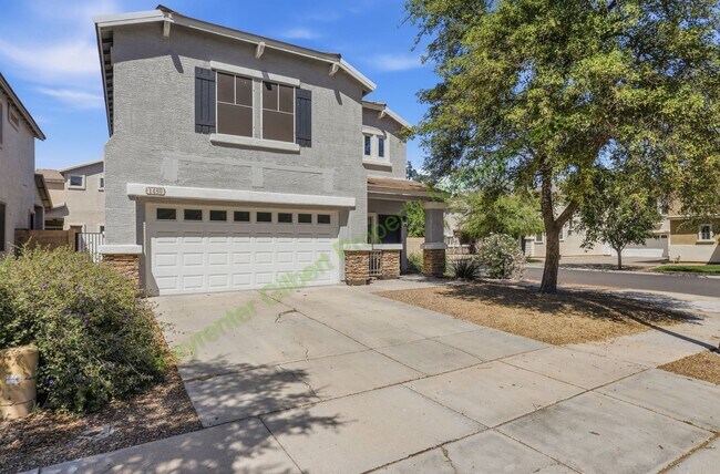 Foto del edificio - Beautiful Gilbert Home on a Corner Lot in Prime Location – Modern Comfort & Functional Living!
