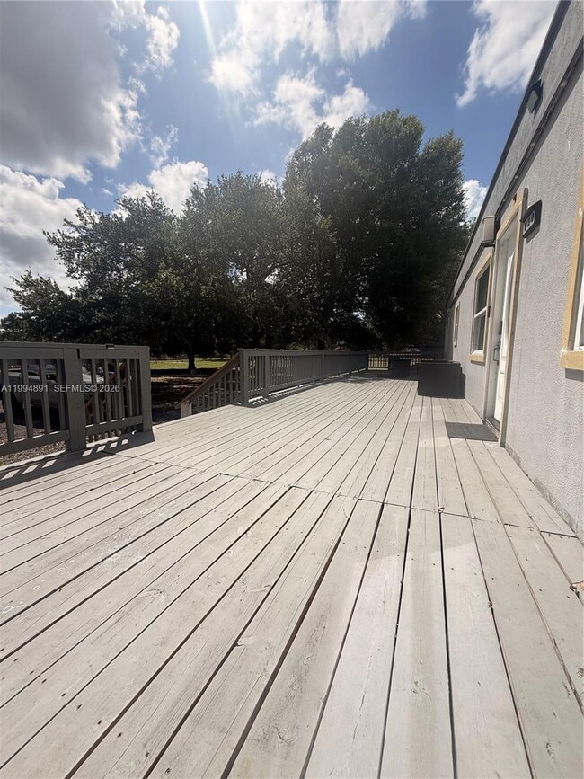Building Photo - 820 N Trebol St