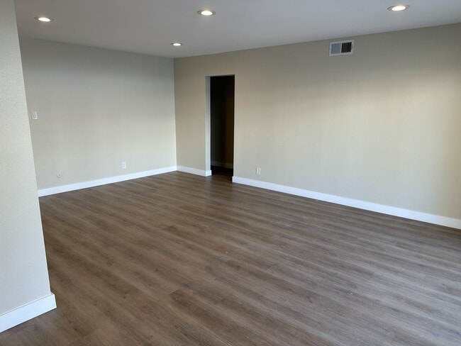 Living Room - 21035 Bryant St