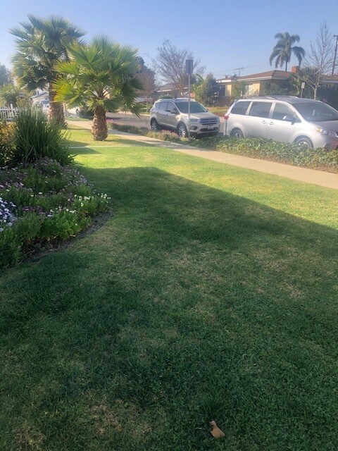 Foto del edificio - 16926 Kornblum Ave