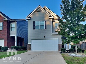 Building Photo - 3020 Hendrick Dr