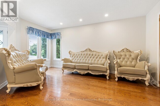 Photo du bâtiment - 6796 Dillingwood Dr
