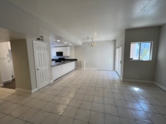 Building Photo - 9236 Tobias Ave