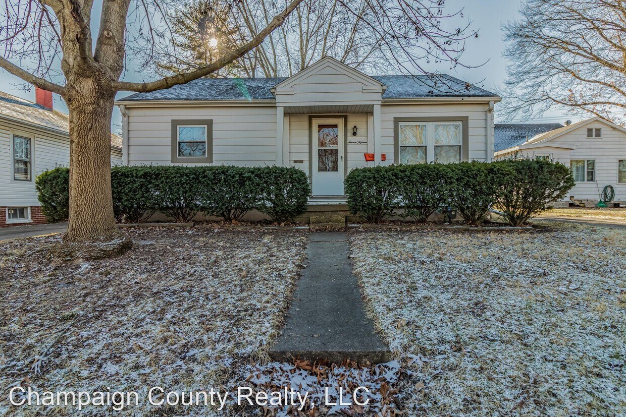 Primary Photo - 3 br, 1 bath House - 715 W. Vine St.