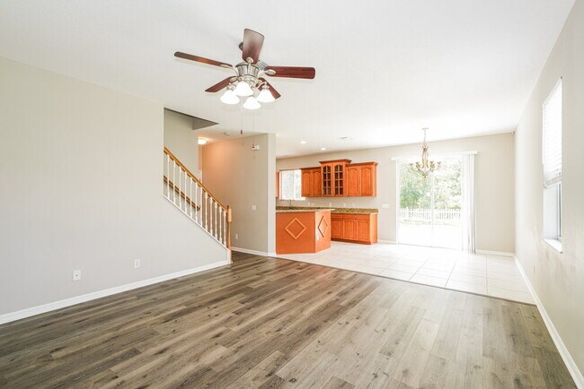 Building Photo - 26820 Stillbrook Dr