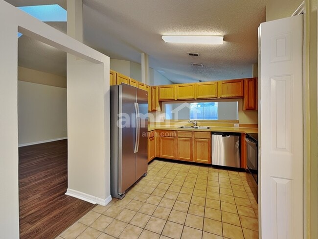 Building Photo - 4308 Iveyglen Ave