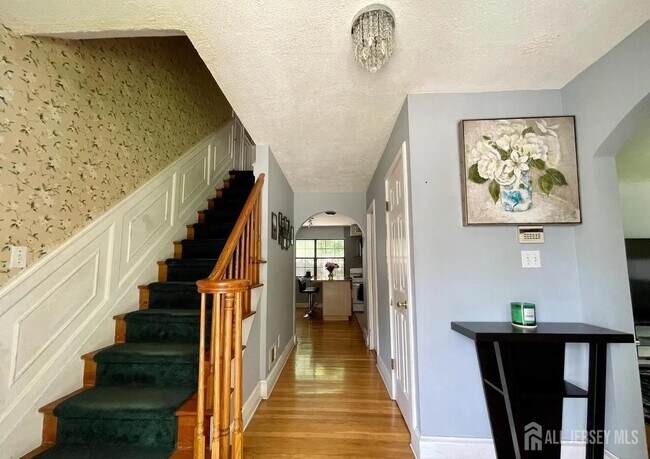 Foto del edificio - 56 West Side Ave