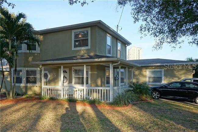 Foto del edificio - 3208 S Esperanza Ave