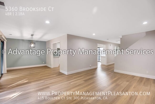 Foto del edificio - 5360 Brookside Ct