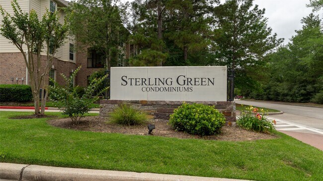 Foto del edificio - 6607 Lake Woodlands Dr