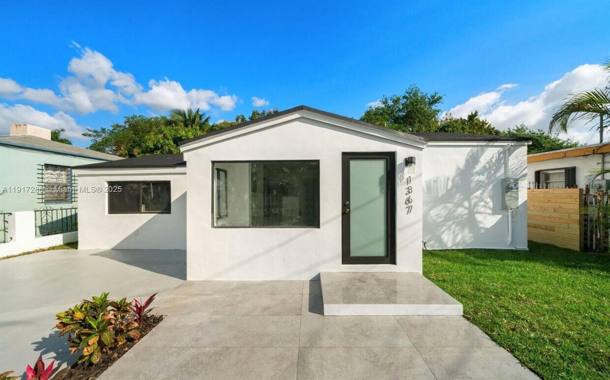 Foto principal - 1367 NW 41st St