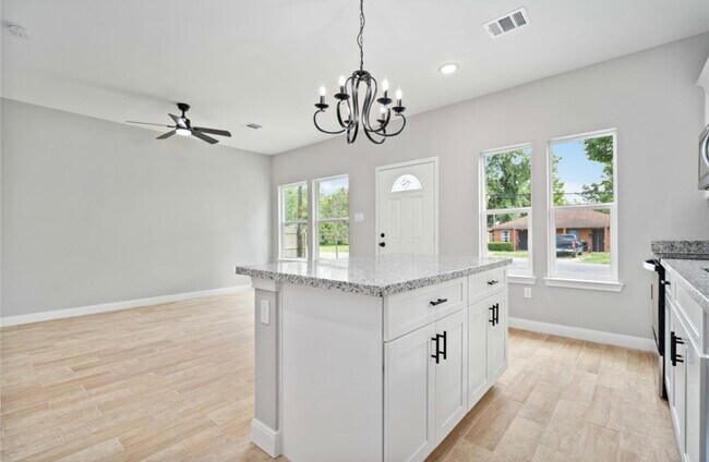 Foto del edificio - 4506 Phlox St