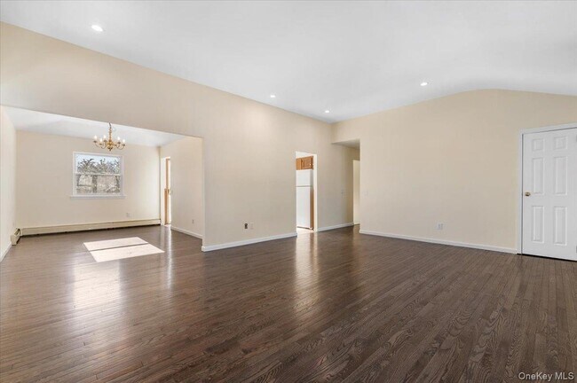 Building Photo - 20 Alex Ln