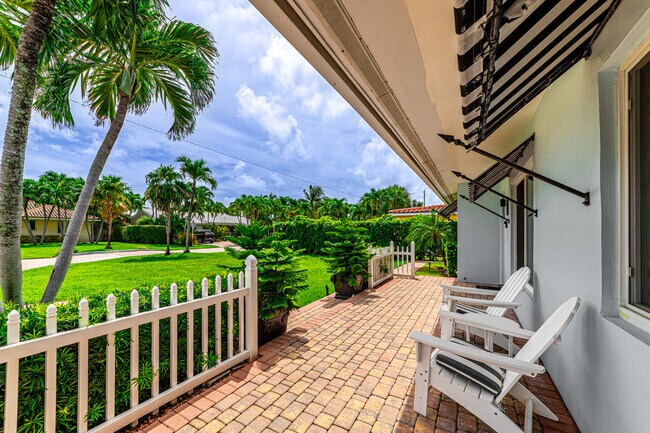 Foto del edificio - 441 NE Wavecrest Ct