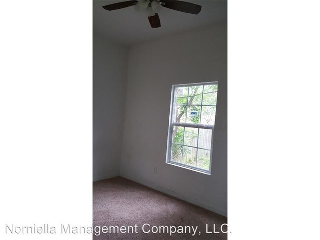 Building Photo - 2715 Dathe St