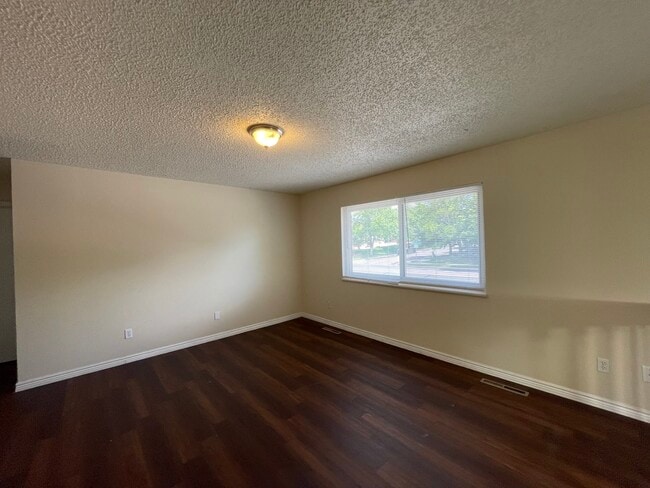 Building Photo - 3594 Oro Blanco Dr