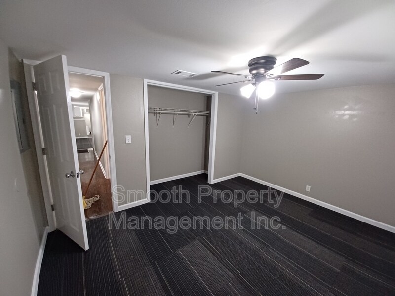 Foto principal - 191 E Oakfield Rd