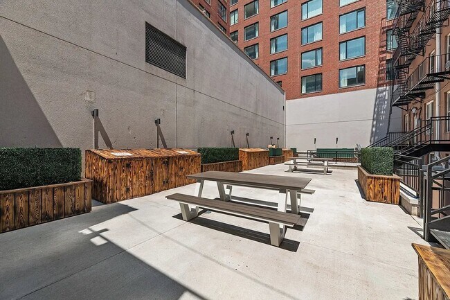 Foto del edificio - 167 Ludlow St