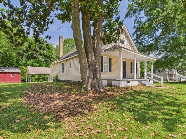 Building Photo - 1211 Miles Ave