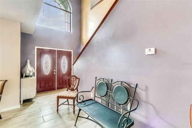 Foto del edificio - Spacious Two-Story Home Available NOW